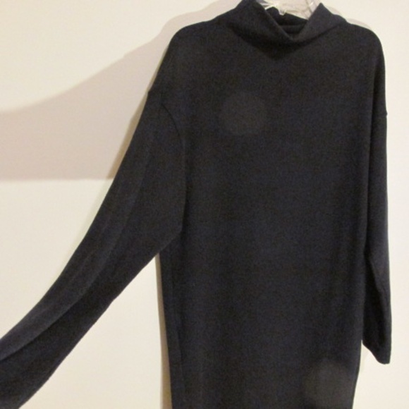 Uniqlo Dark Blue Knit Shift Dress, Size XS - Picture 3 of 5